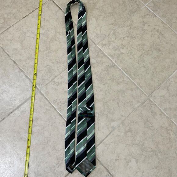Alexander Julian Colours Men's long 63.5” Striped Hand Made Tie Necktie Blk/Grn. - Picture 6 of 6
